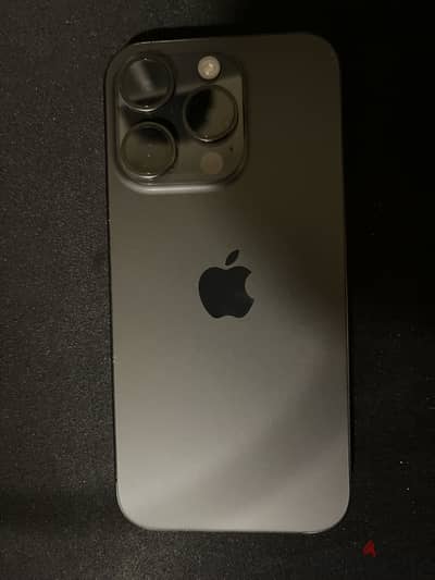 Apple - iPhone 15 Pro Apple - iPhone 15 Pro
