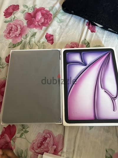 apple iPad air 11 inch ( M3) purple 256GB wifi ,with apple pencil pro