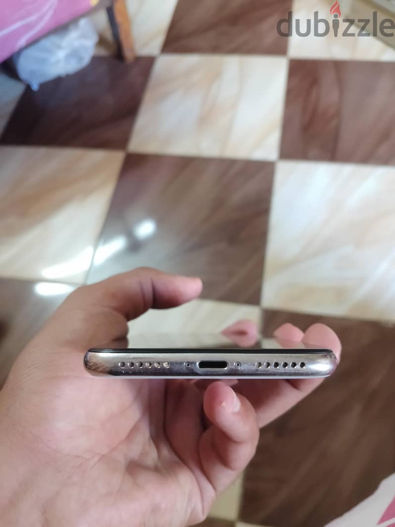 IPhone X 5