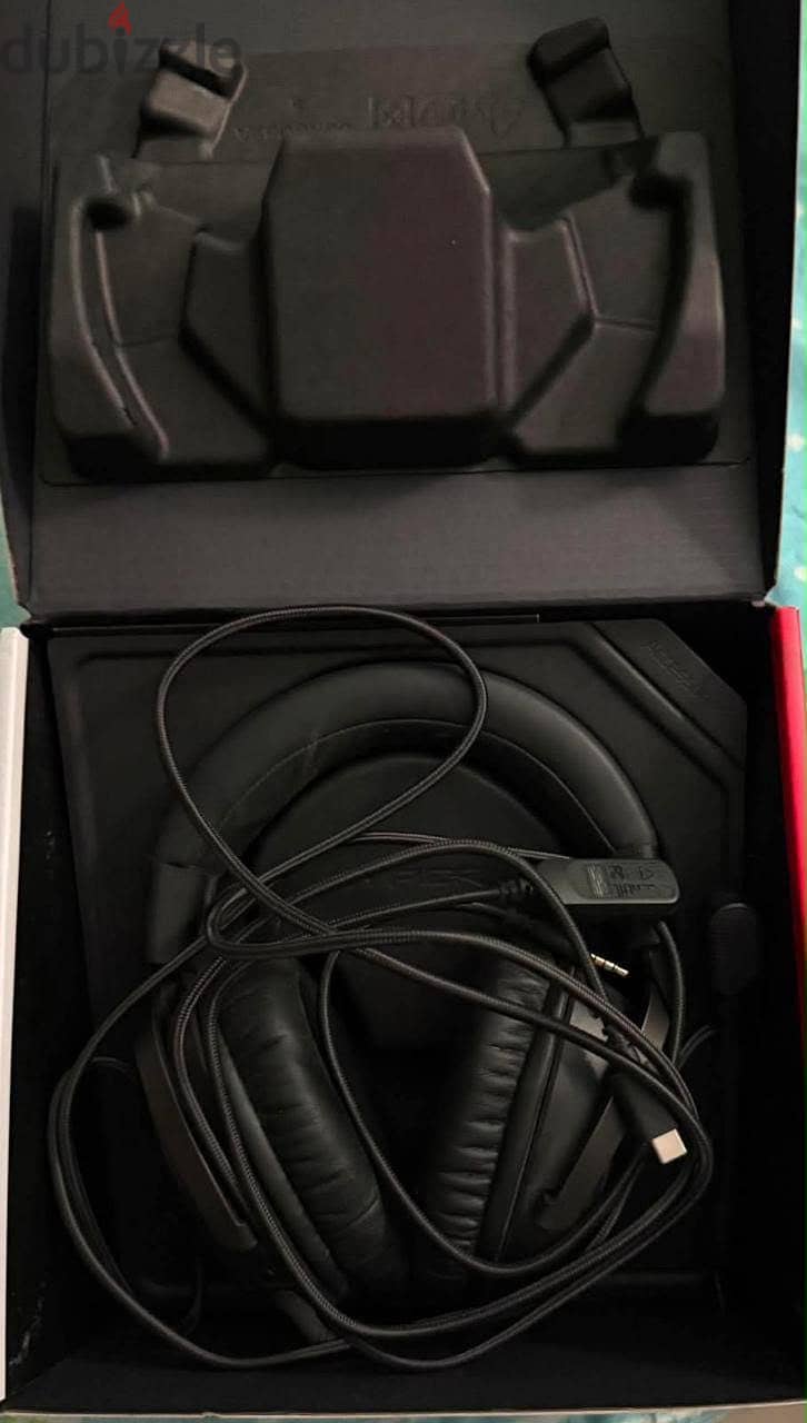 Hyper x cloud III 1