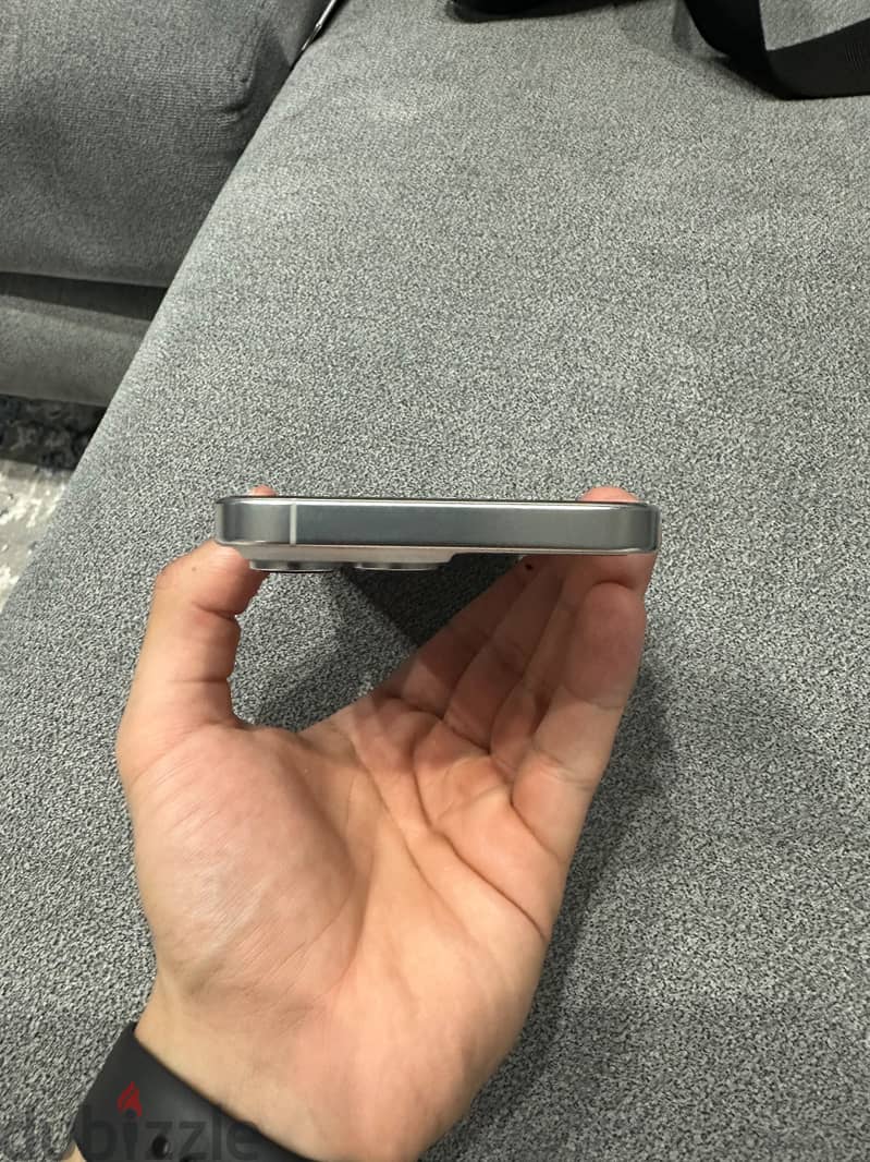 Apple - iPhone 16 Pro Max 4