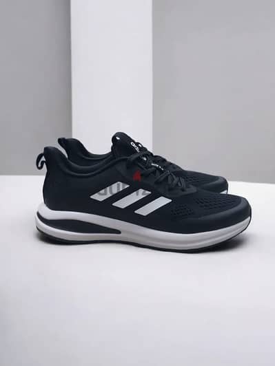 Adidas voeuy 2.0 original size 44
