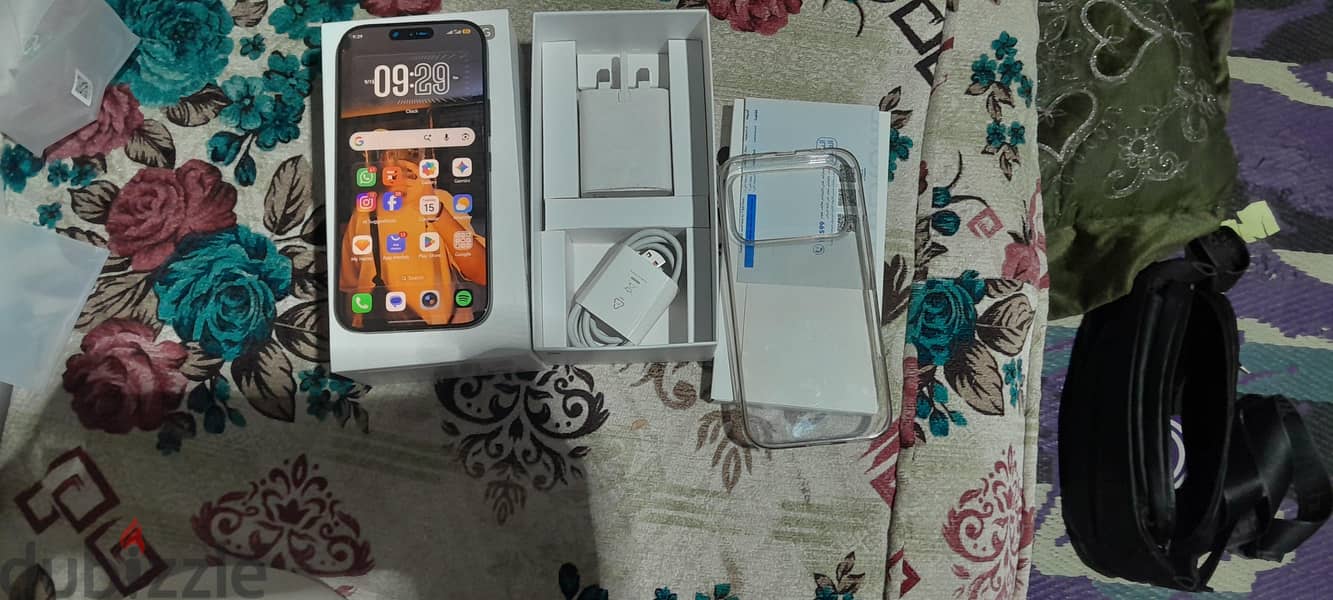 Honor 600 1