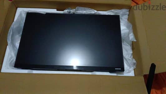 شاشة سامسونج 75fps للpc