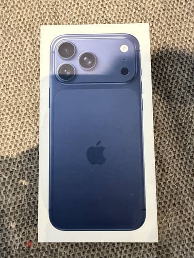 Apple - iPhone 17 Pro Max