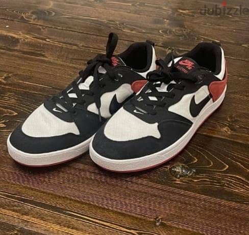 Nike oragnal size 43 4