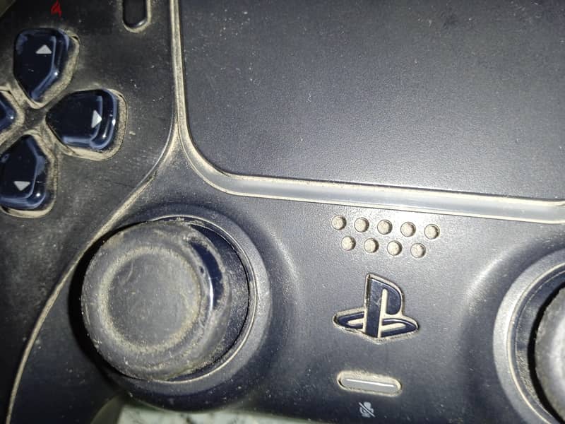 PS5 controller 1