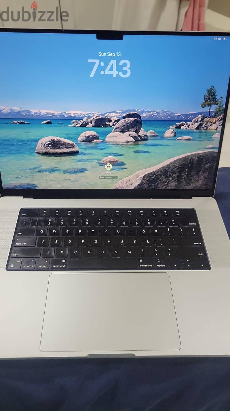 MacBook Pro M2 Max 16 inch 10