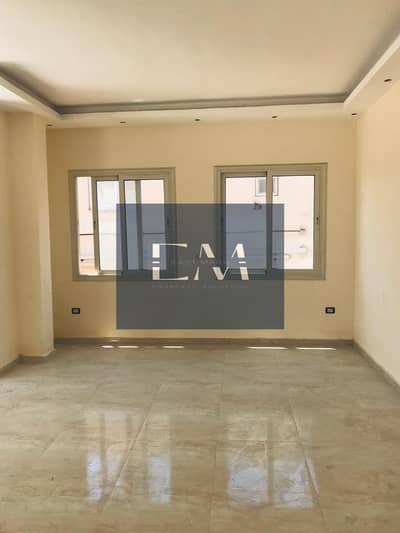 Penthouse for rent in the American University 180