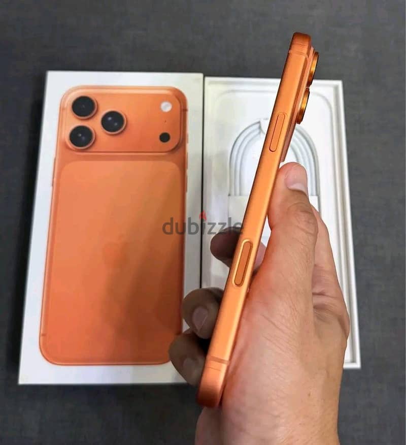 Apple - iPhone 17 Pro Max 3