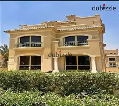 ةلسرعة البيع فيلا بأقل من سعرها استلام فوري متشطبة بالكامل عالمفتاح بكمبوند ( لافيستا سيتي ) بالعاصمة الادارية الجديدة علي طريق الدائري الاوسطي