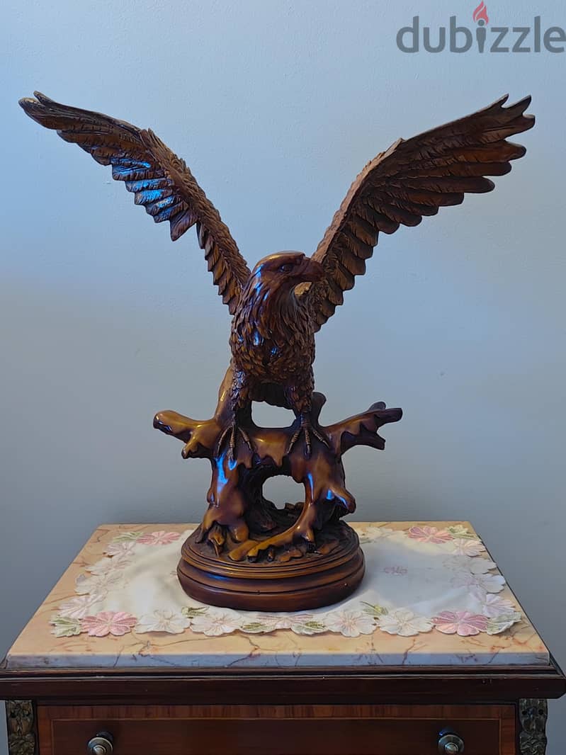 Antique wooden eagle statue 2