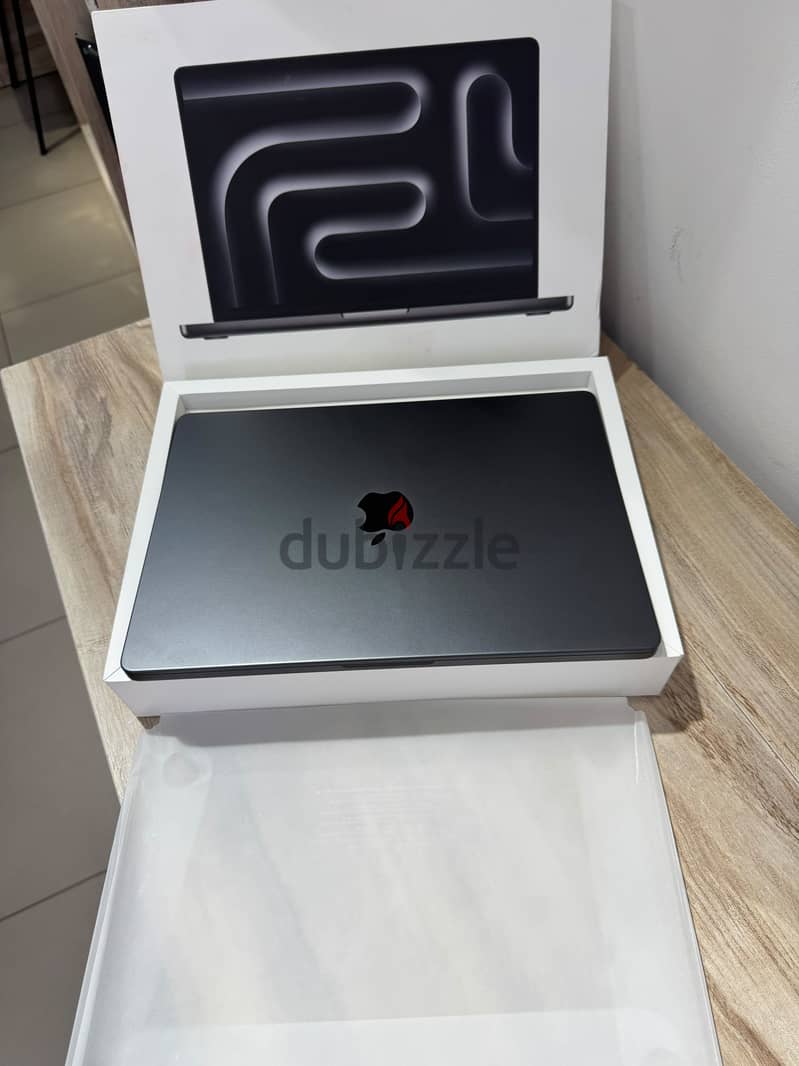 MacBook Pro 14" M3 Pro 512GB/18GB 1