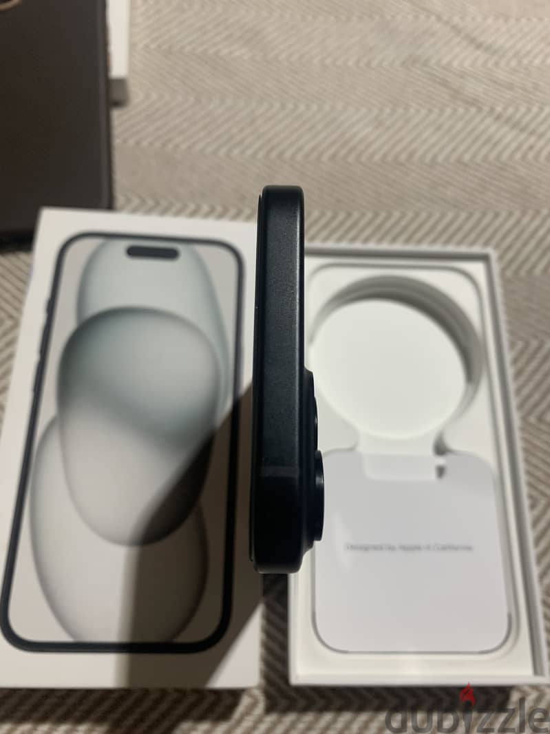 Apple - iPhone 15 2