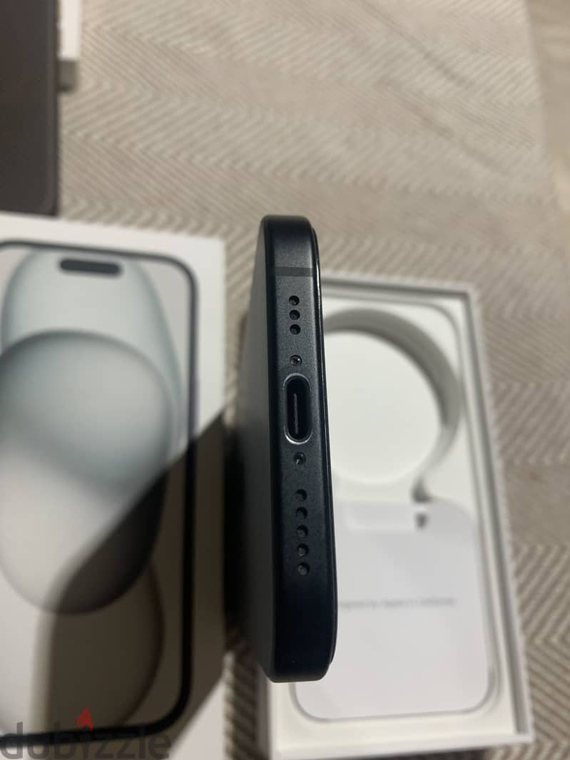 Apple - iPhone 15 4