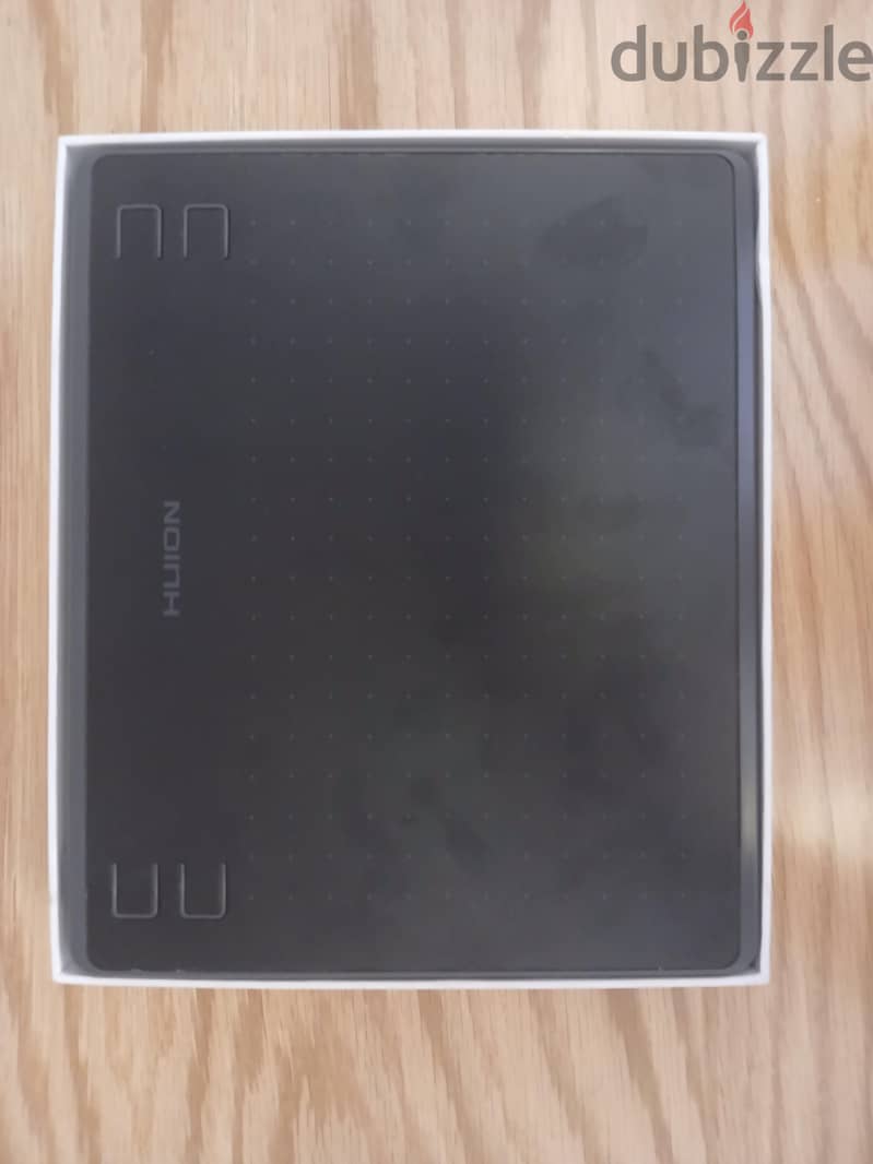 HUION Graphic taplet 1