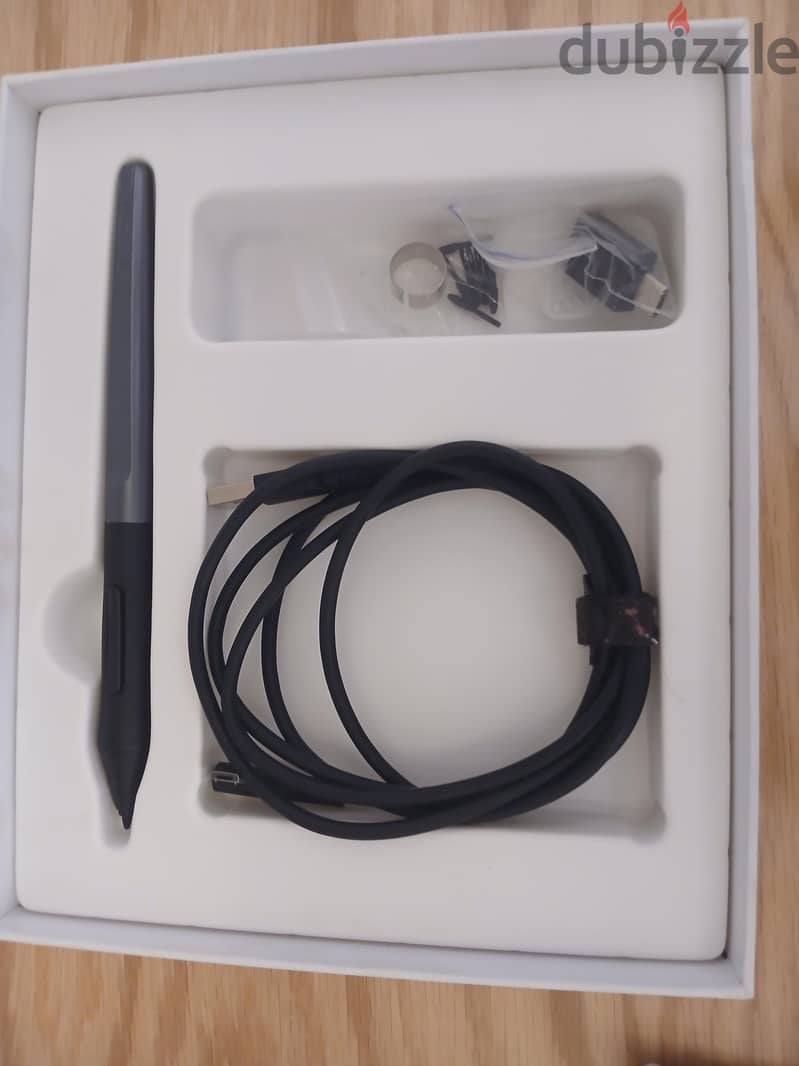 HUION Graphic taplet 3