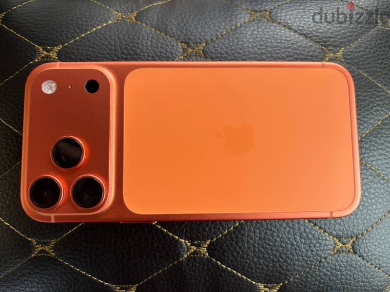 Apple - iPhone 17 Pro Max 2