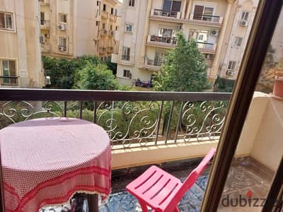 فيلا تريبلكس ٣ادوار للبيع في كمبوند بسعر لقطه لسرعة البيع