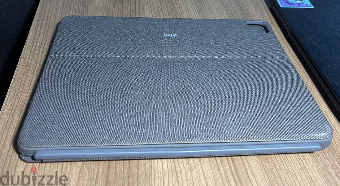 Ipad pro 12.9 m2 Logitech Magic Keyboard 1