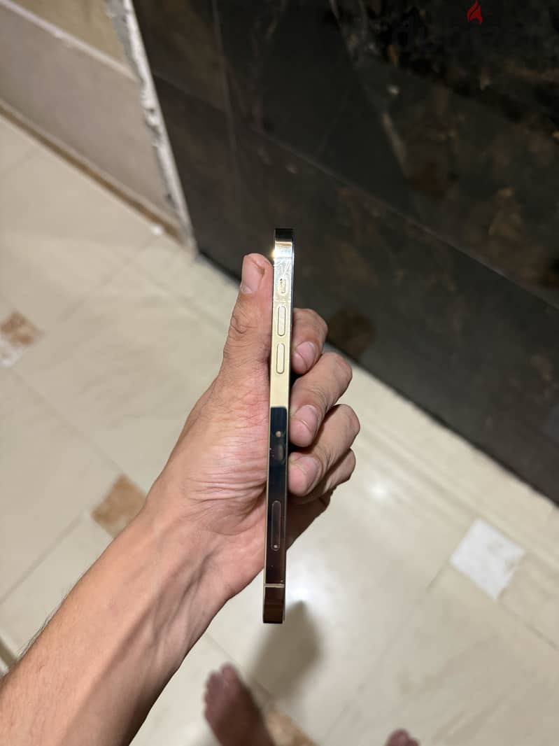Apple - iPhone 12 Pro 4