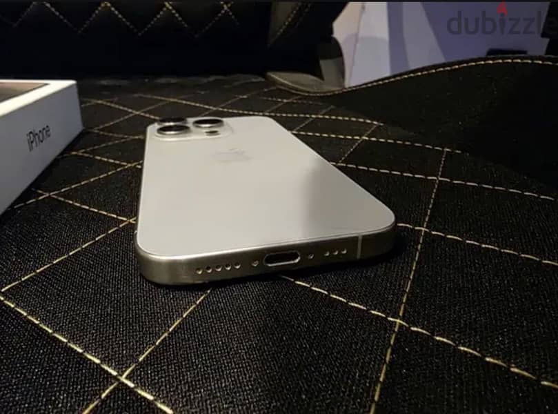 Apple - iPhone 15 Pro 1