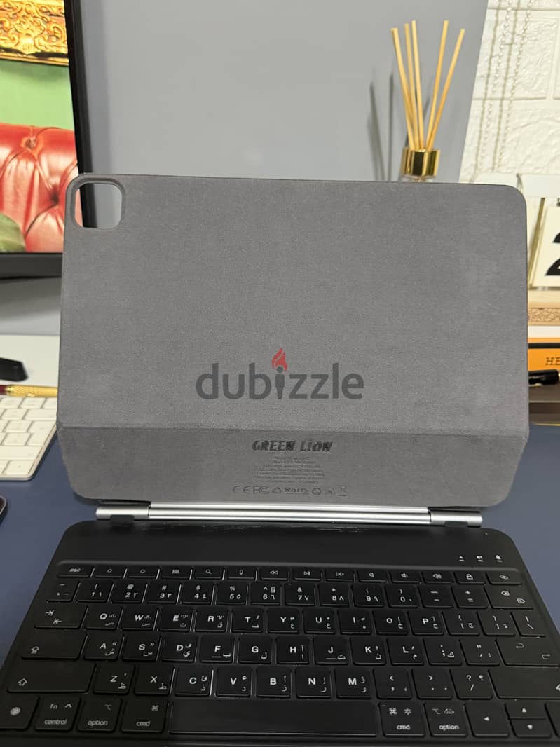 iPad Pro M2 12.9 inch 98% + Magic Keyboard GL 2