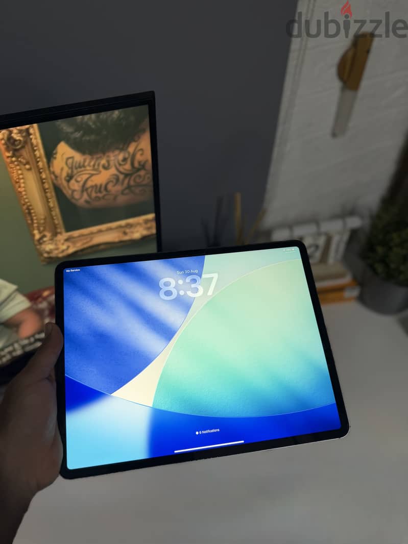 iPad Pro M2 12.9 inch 98% + Magic Keyboard GL 3