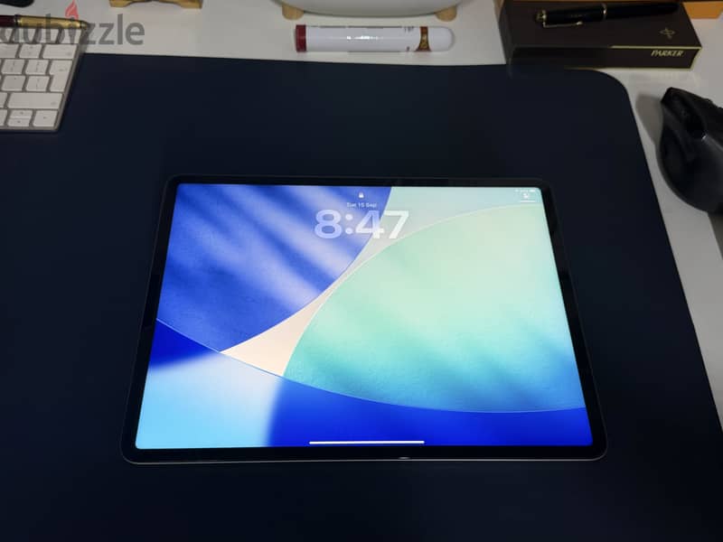 iPad Pro M2 12.9 inch 98% + Magic Keyboard GL 7