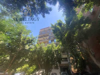 شقة للبيع سكن A Class بأرقى مواقع ميدان مدكور اول الهرم