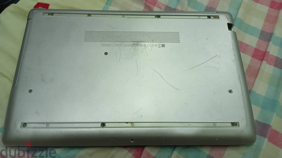 HP laptop + mouse 3