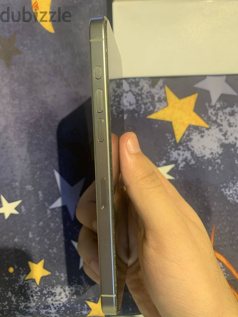 Apple - iPhone 15 Pro Max 3