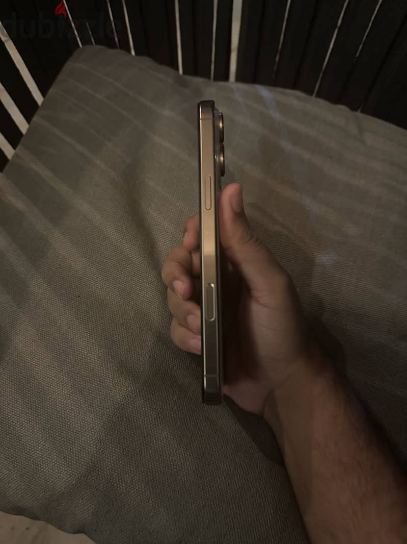 iPhone 16 Pro Max خالص ضريبة 1