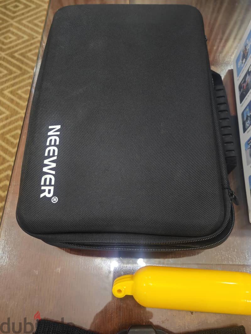 insta 360 x5 8k full package uae version - new - with neewer acceso 4