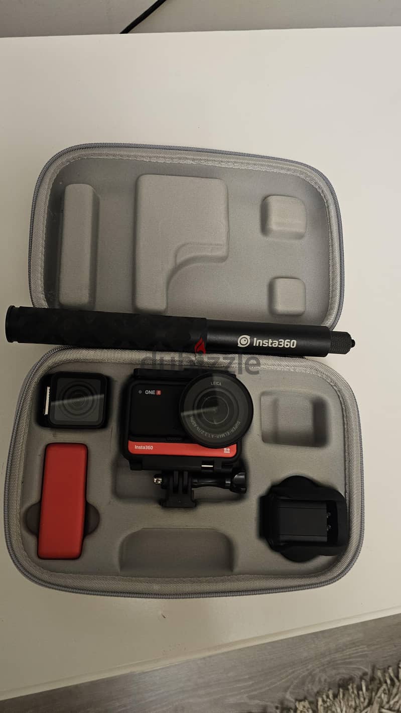 insta360 r action camera 2