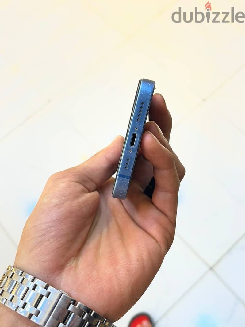 Apple - iPhone 13 2