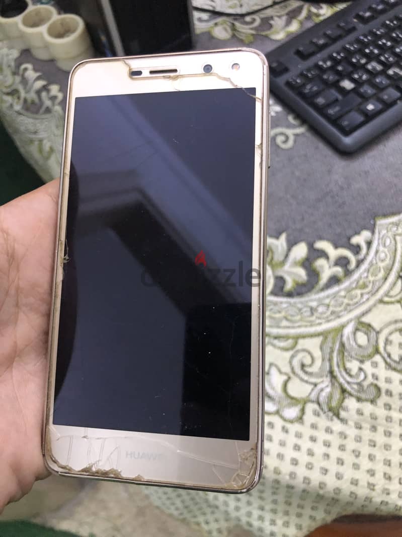 Huawei Y550 1