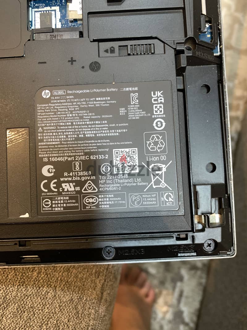 HP Z fury G8 9