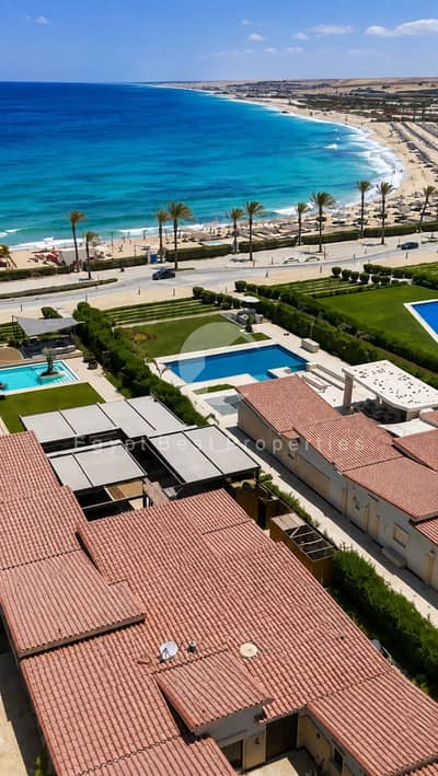 فيلا مستقلة للبيع في كمبوند قيصر سوديك بالساحل الشمالي نموذج The House بمساحة 160m وحديقة 140m تضم 3 غرفة نوم و4 حمام وغرفة مربية وسائق.