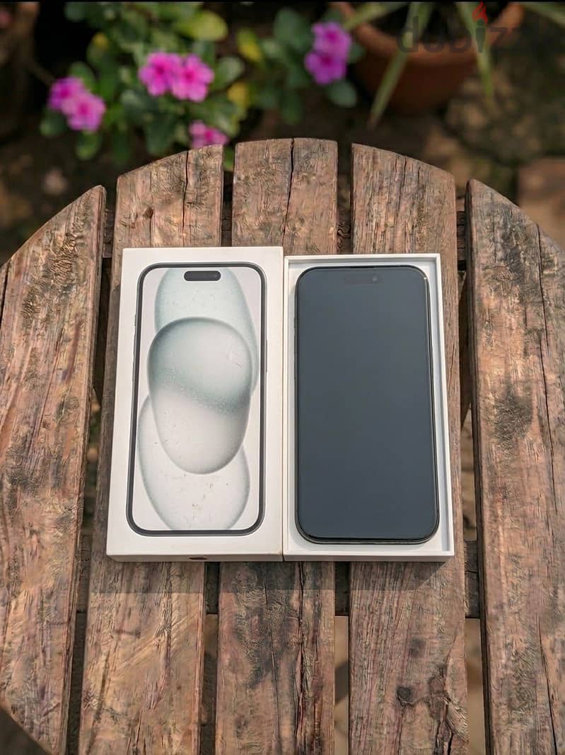 ايفون ١٥ مساحه ١٢٨ جيجا-Ios27- بالكرتونه -زيرو ضريبه -اللون الاسود 9