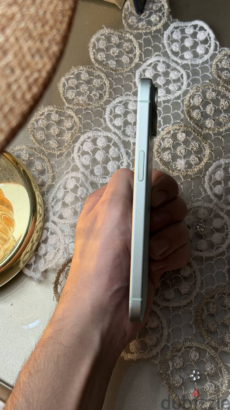 Apple - iPhone 15 2