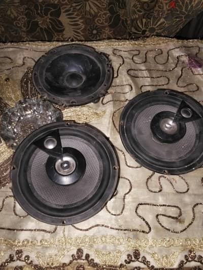 سمعتين JBL وسماعه sony