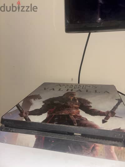 Play station 4 slim