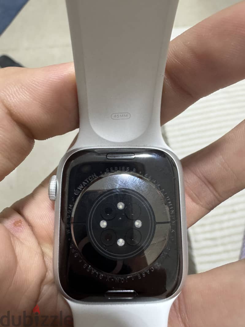 Apple watch series 8 1