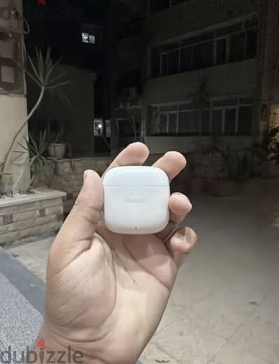 سماعة يمين + جراب أصلية Huawei FreeBuds SE 2 (شغالة مكالمات/قطع غيار) سماعة يمين + جراب أصلية Huawei FreeBuds SE 2 (شغالة مكالمات/قطع غيار)