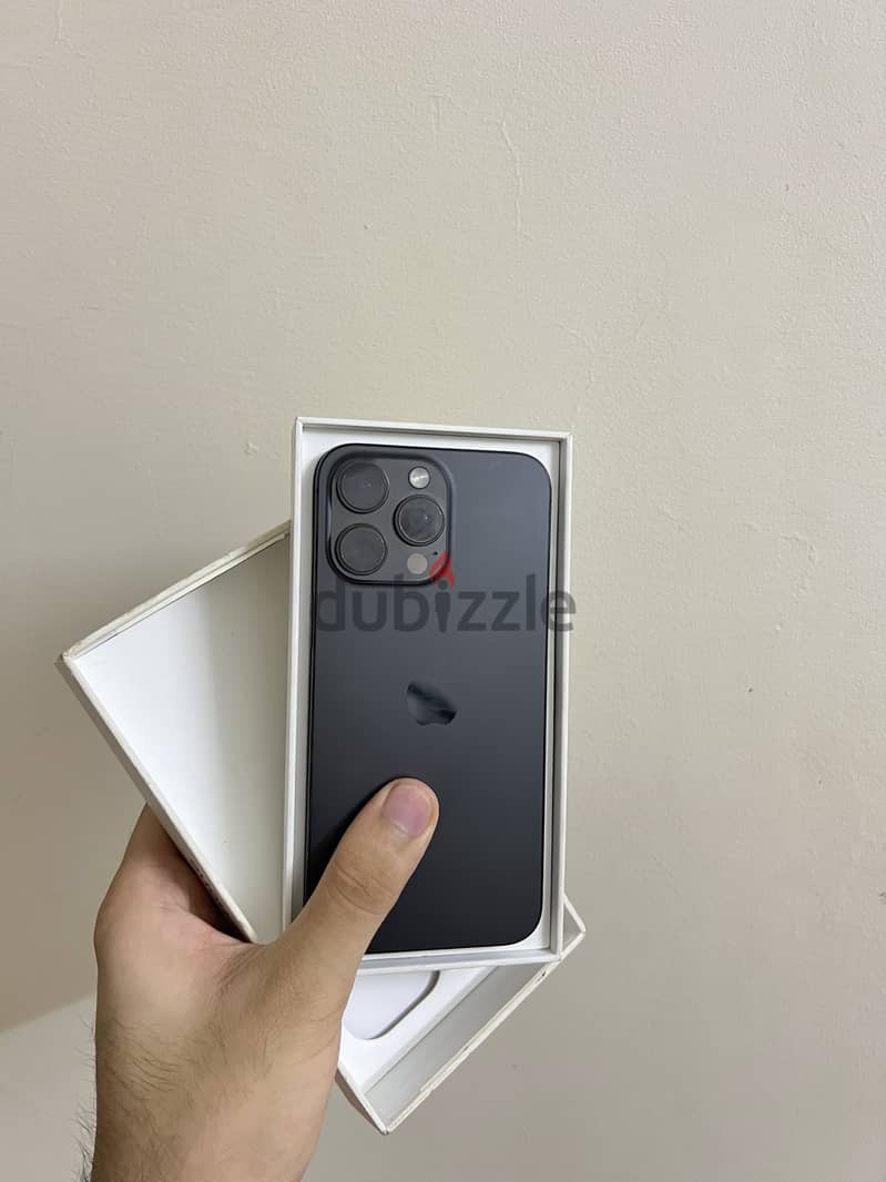 Apple - iPhone 15 Pro Max 4