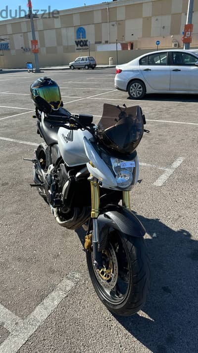 honda horent 600cc   Model :2008  13700km فقط