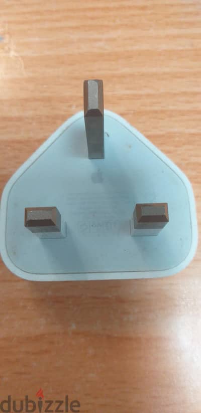 محول طاقة ايفون أوريجينال أصلي بمنفذ USB ٥ وات اللون أبيض