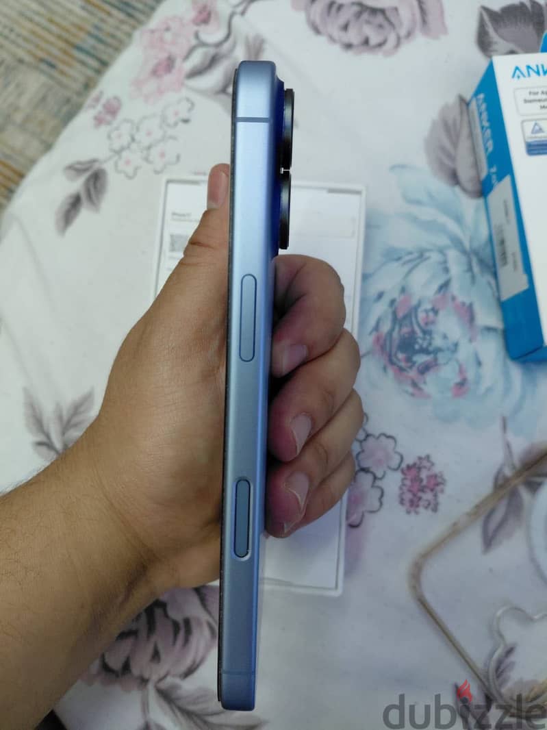 Apple - iPhone 17 5