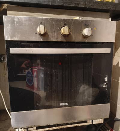 فرن Zanussi بلت إن ٦٠